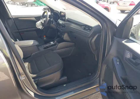 2025 Ford Escape Active z USA, uszkodzony, nr VIN 1FMCU0GN0SUA41853